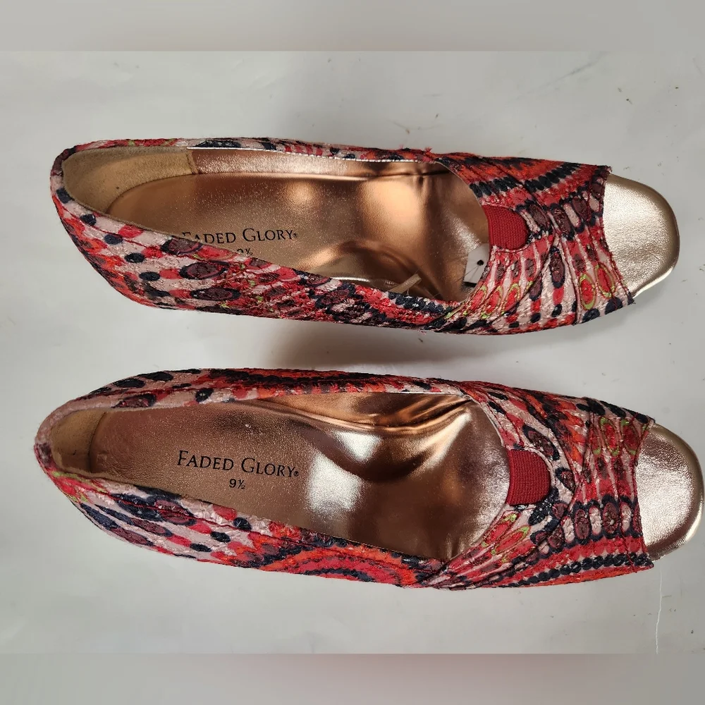 Faded Glory Cork Colorful Peep Toe Wedge size 9.5